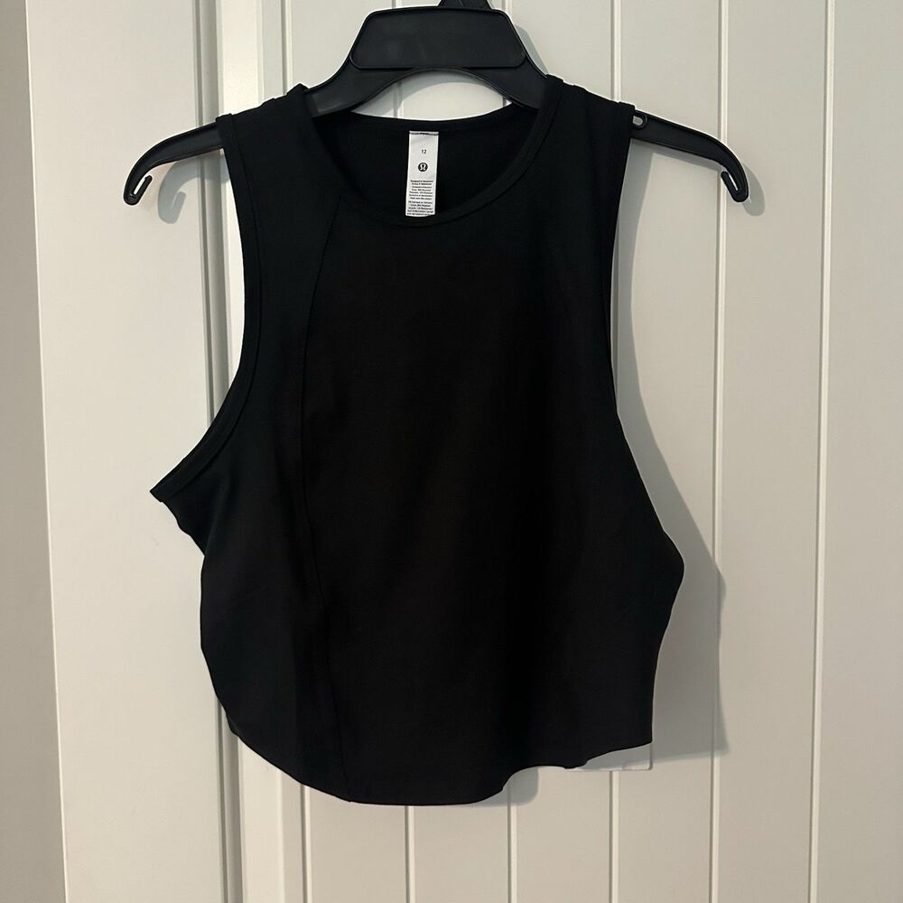 NWT Lululemon Soft Sueded Crewneck Cropped Tank Black Size 12